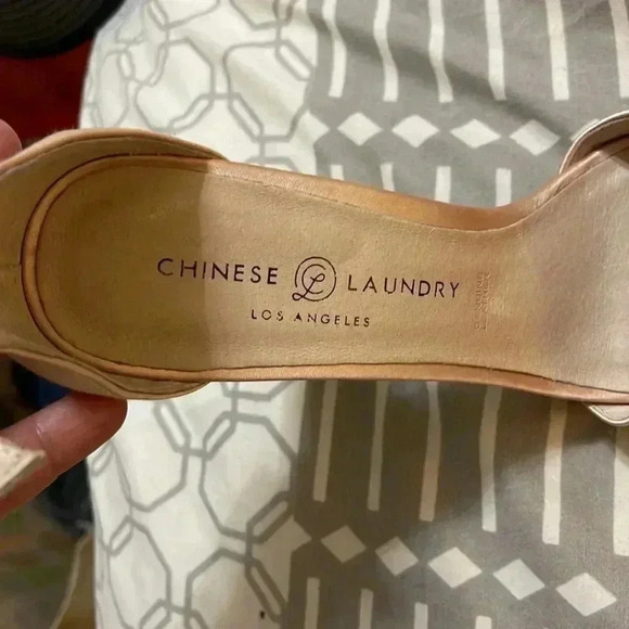 Chinese Laundry Platforms - Picture 7 of 13